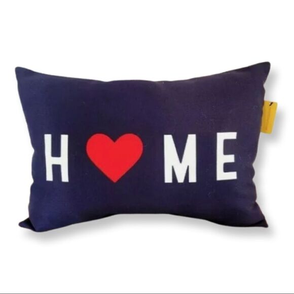 Sun Squad Indoor/Outdoor Throw Pillows. “Home”. Patriotic/Americana. - Picture 3 of 7
